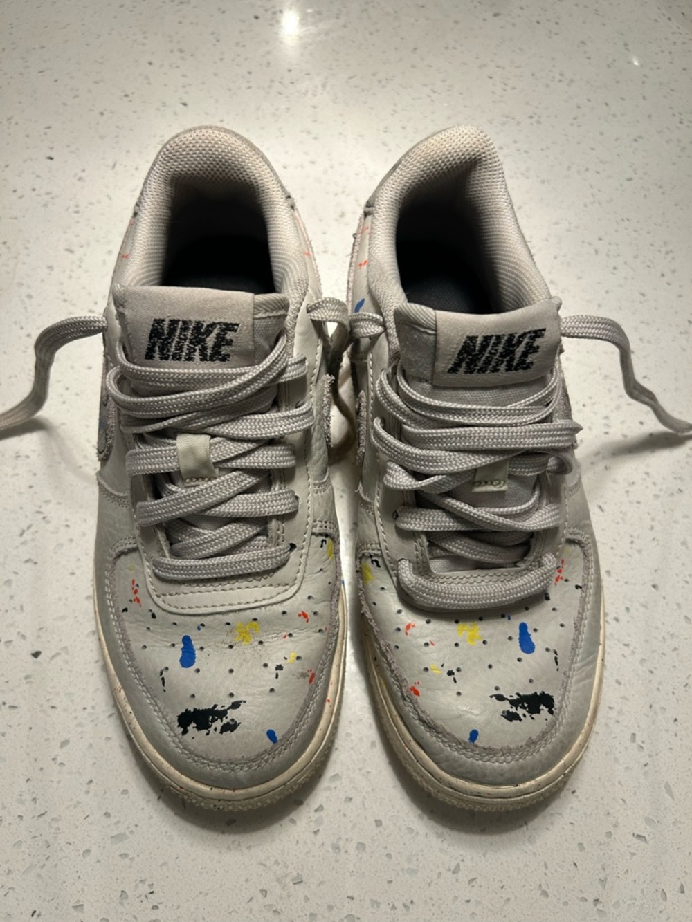 Nike Air Force 1 Low Paint Splatter Sneakers Gray White Size 4.5Y / Women’s 6